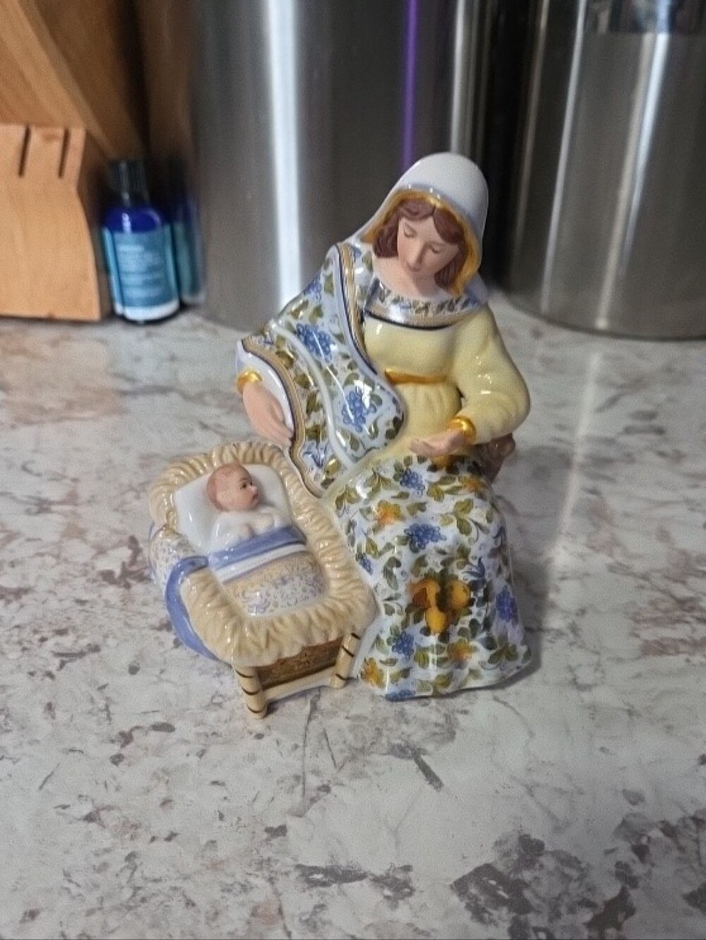Bradford Exchange Mary And Baby Jesus Tuscan Nativity Christianity Figurine MINT